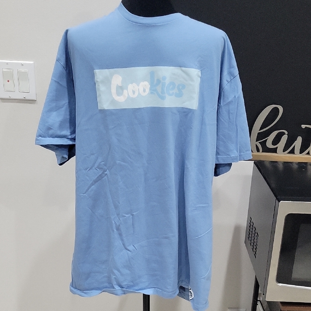 Blue Short Sleeve Tee with Crew Neck and Casual Fit